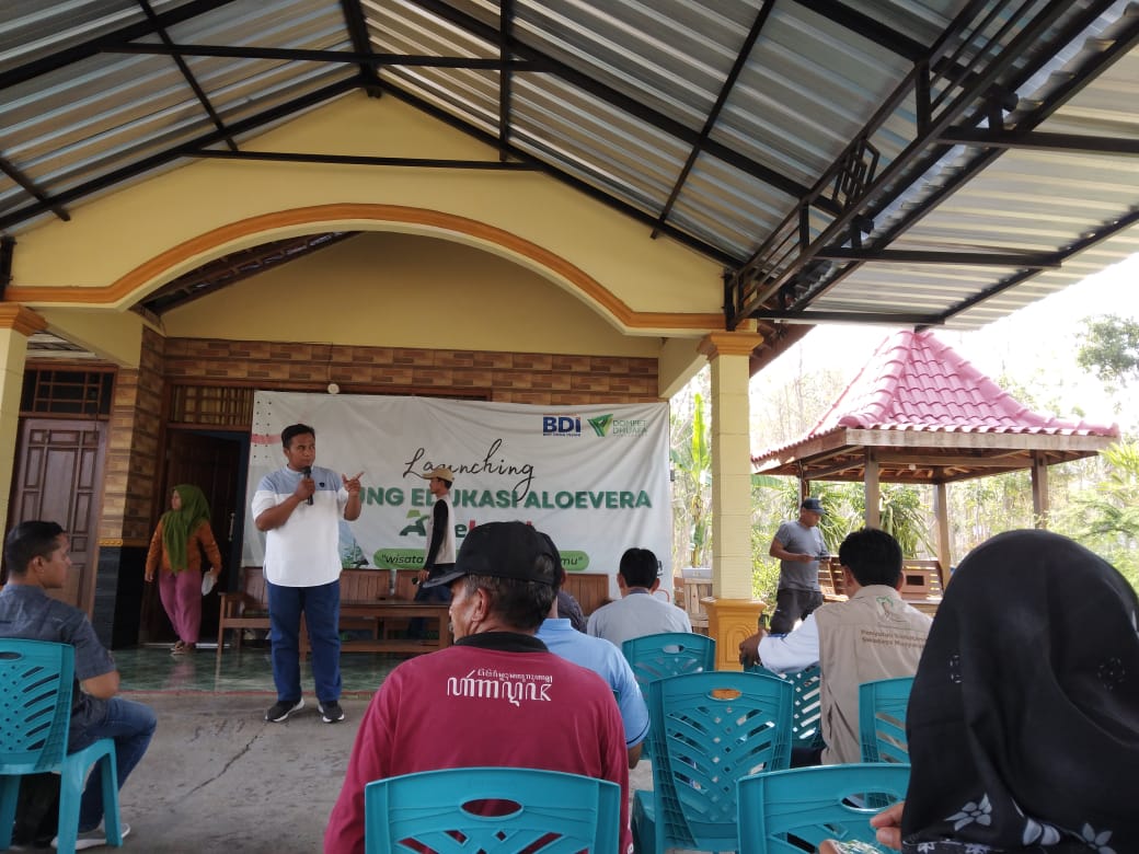 Kaji Banding Pemerintah Kalurahan Hargorejo di Budidaya dan Home Industri Alovera Katongan